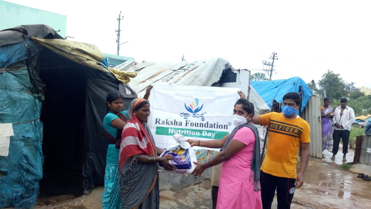 https://1ngo.sgp1.digitaloceanspaces.com/media/rakshafoundation/Food distribution 22-03-21.jpeg